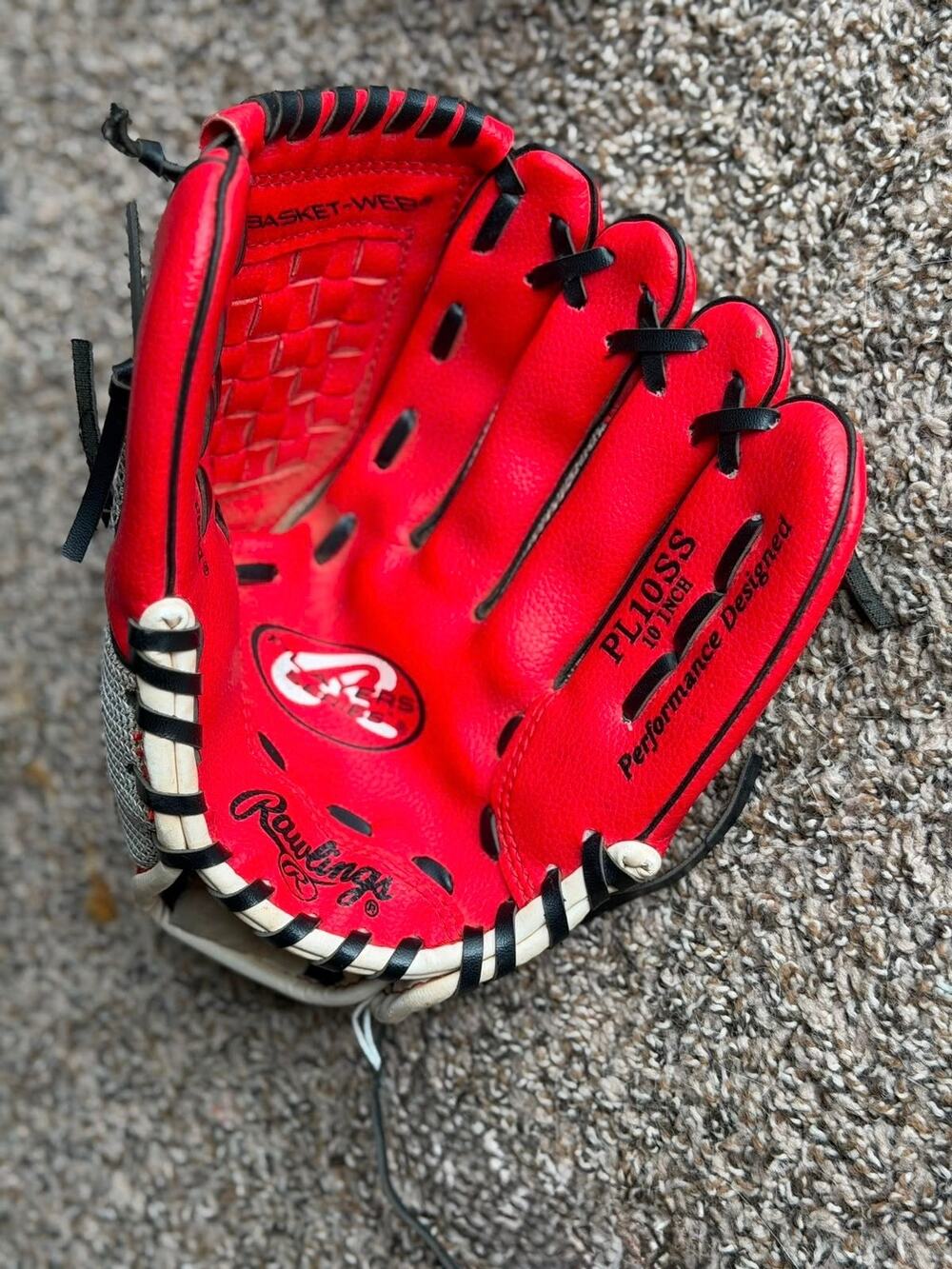 Rawlings 10” Youth Baseball Glove – Bright Red & Ready to Play!